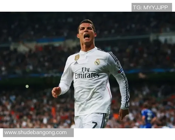 九宫格足球巨星壁纸精选，展现足坛传奇与精彩瞬间的完美结合